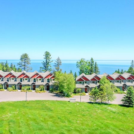 Cliffhouse 677 With Lake Superior Views By Cascade Vacation Rentals Lutsen Exterior photo